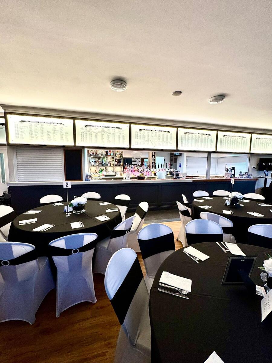 Formal dining with black and white theme