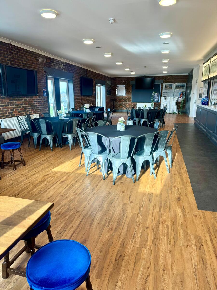 Wake setup with respectful table arrangements